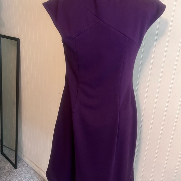 Adrianna Papell dress size 6. Collar to hem 32.5 sleeveless - Picture 4 of 5